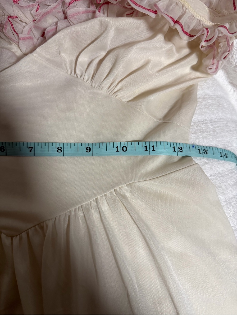 Vintage 60’s Vanity Fair Mary Poppins Ruffle full length Nightgown Size 34 Small - Picture 5 of 10